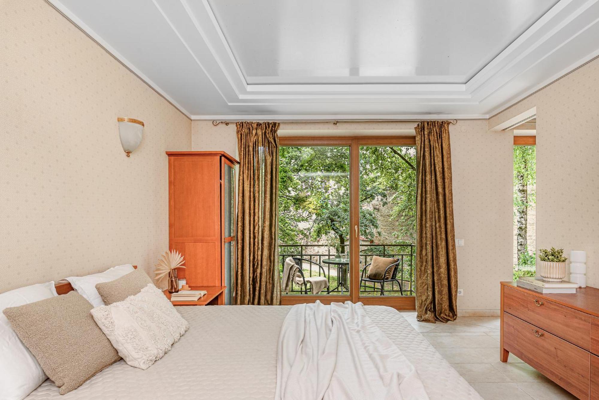 Jacuzzi Apartments X Free Parking X Self Check-In 24X7 By H&H VNO Exterior foto